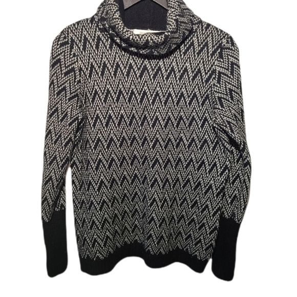 Ellen Tracy Sweater Chevron Knit Long Sleeve Turtleneck Wool Black White, Medium - Picture 1 of 9